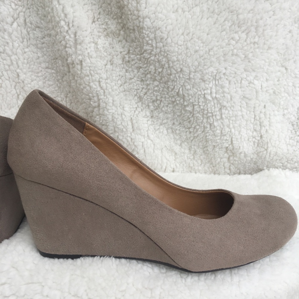 CL Wedges